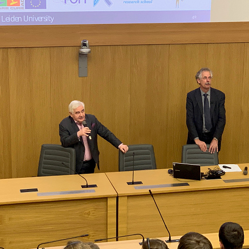 In the frameworks of the School of Young Scientists, the Professor of Leiden University, Yan M. van Ruitenbeek, delivered a lecture