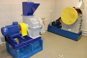 Research laboratories and laboratory testing of material samples